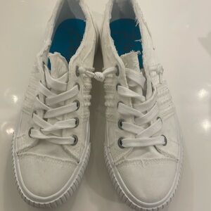 Blowfish tennis shoes 7.5